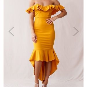 Selfie Leslie Bardot Off The Shoulder Dress